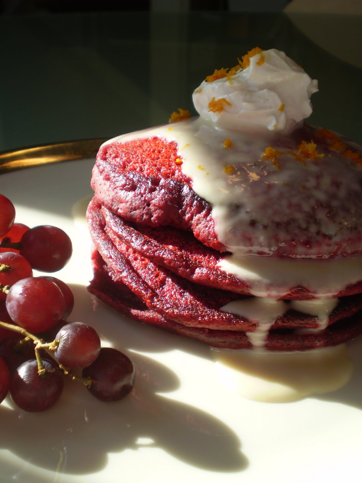 etage Uensartet Uskyldig Red Velvet Pancakes–A New Vegan Valentine's Breakfast Tradition | Vegan  Recipes for Vegans and Vegetarians: The Blooming Platter in Virginia Beach,  VA