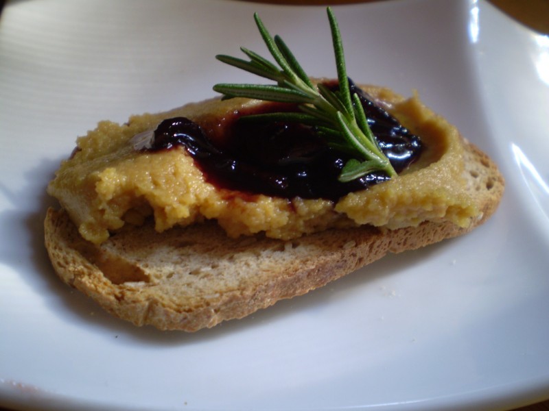 Vegan RosemaryShallot Red Wine Reduction Vegan Recipes for Vegans