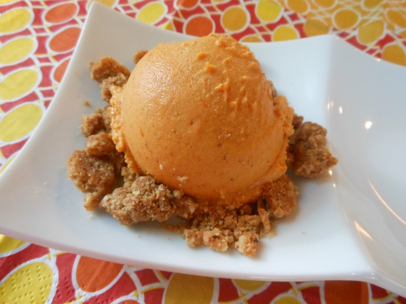 Pumpkin Cheesecake Ice Cream 3