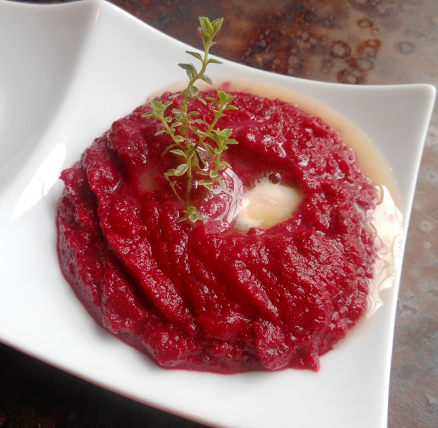Mashed Beets with Butter and Sour Cream