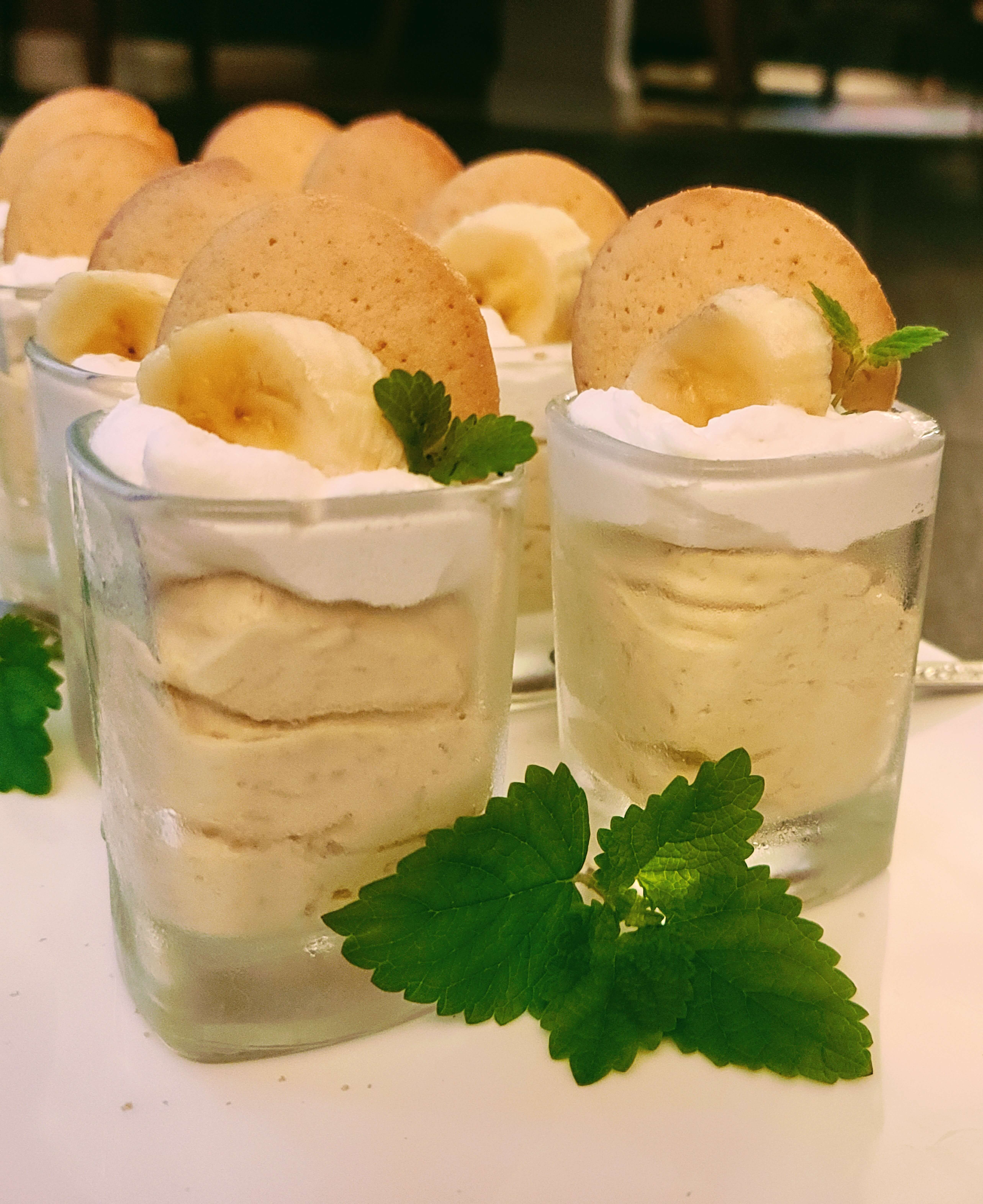 Mini No-Bake Banana Pudding Cheesecakes (vegan/plant-based)
