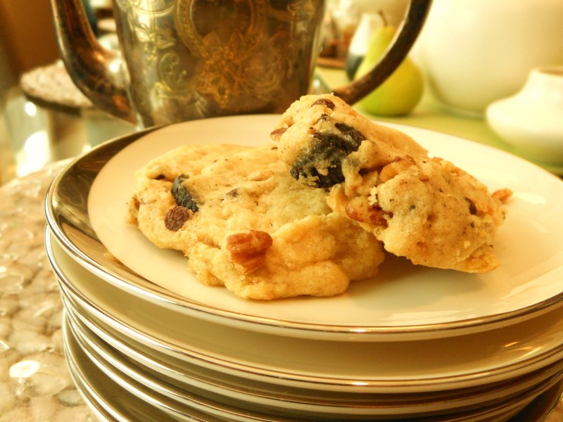 Chocolate Chip, Oreo and Graham Cracker Chunk, and Pecan Cookies