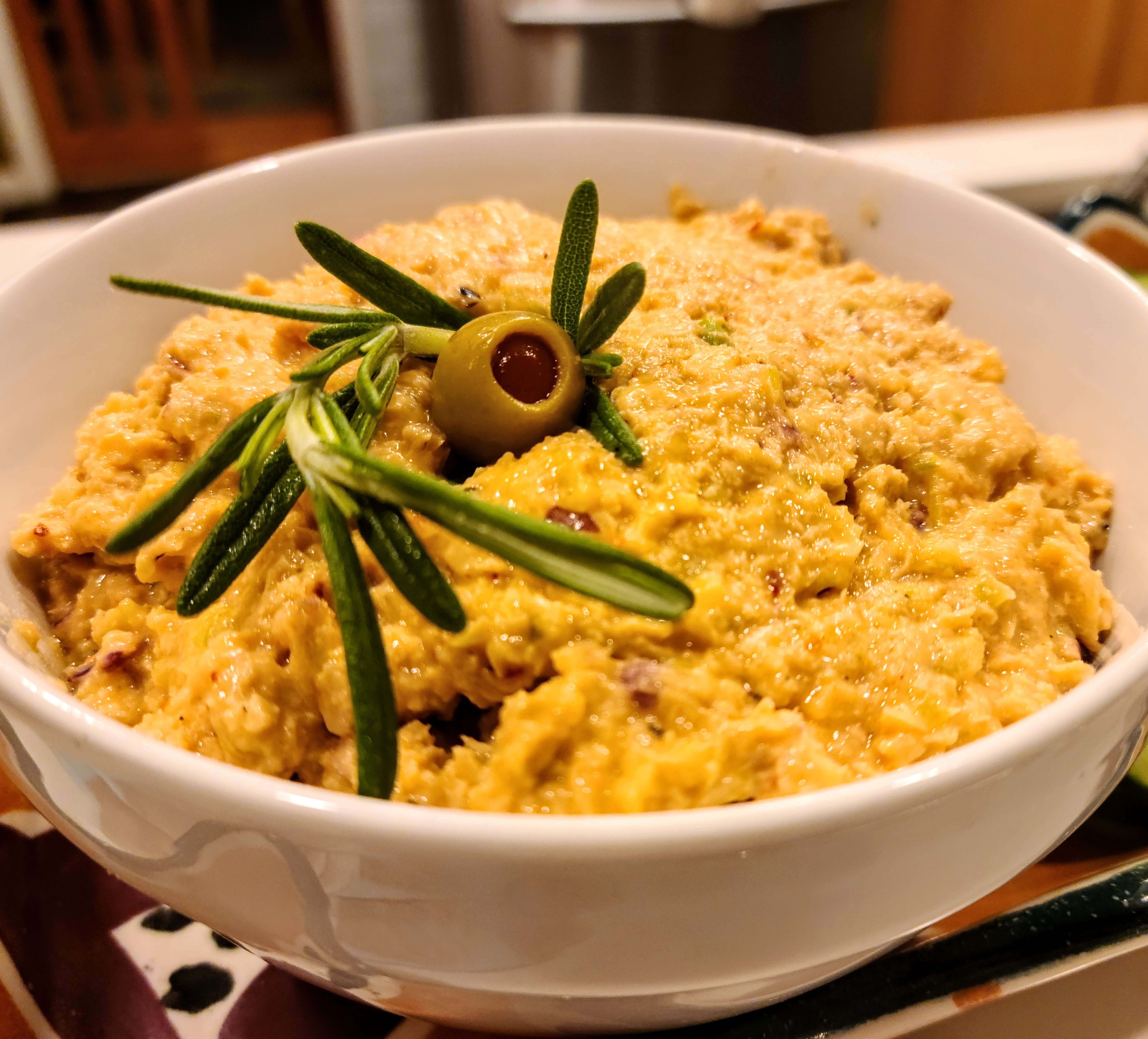 Creamy Buffalo Chicken Salad Dip aka Desperation Dip (vegan & plant-based)